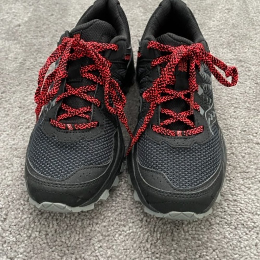Saucony Women's Grid Excursion TR12 Sneaker, Size 9,  Black/Orange/Red